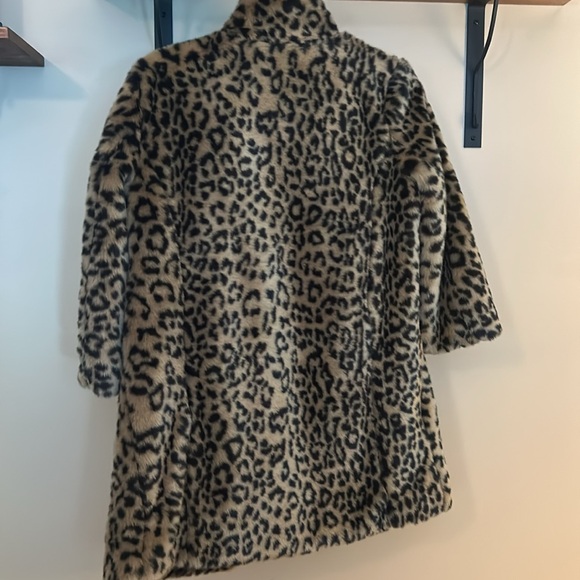 Forever 21 Faux Fur Leopard Jacket - Picture 4 of 4